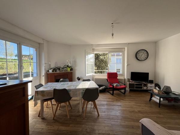 Maison à vendre |  Javerlhac-et-la-Chapelle-Saint-Robert |  4 pièces | 85 m²