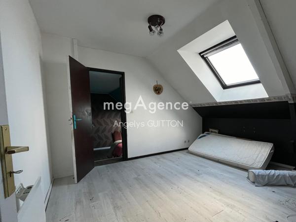 Maison à ARNAGE, 72230 - 6 pièces 140m²