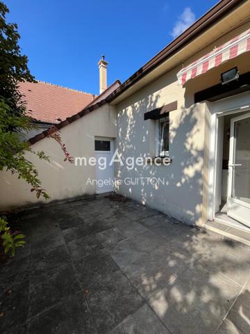 Maison à ARNAGE, 72230 - 6 pièces 140m²