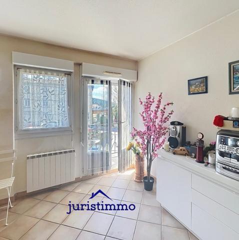 Vaison-la-Romaine (84110) EN PLEIN COEUR DE VAISON-LA-ROMAINE APPARTEMENT DE 51 M2 avec ASCENSEUR - CAVE- PARKING SECURISE