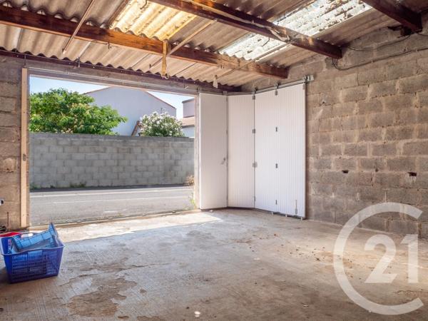 Parking à vendre  30 m 2   CHATEAU D OLONNE  - 85