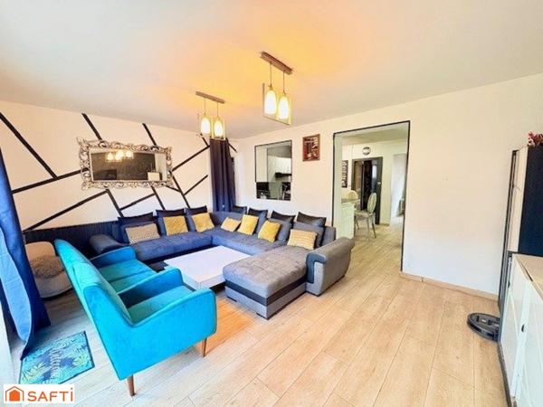 Maison à deux pas de la place Poterne avec garage et jardin /3 chambres