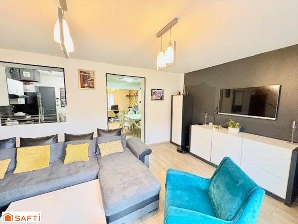 Maison à deux pas de la place Poterne avec garage et jardin /3 chambres