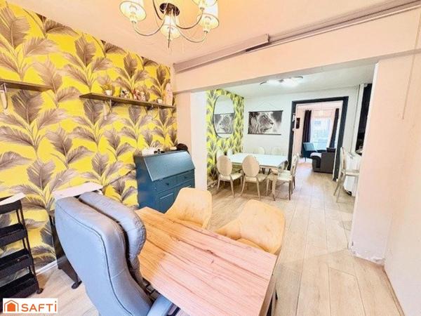 Maison à deux pas de la place Poterne avec garage et jardin /3 chambres