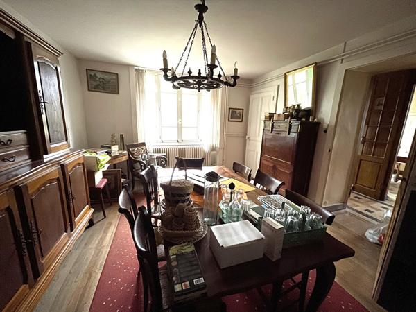 Maison Lons Nord / 178.82 m² / 7 pièces / 4 chambres / garages