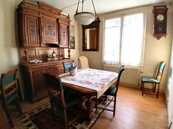Maison Lons Nord / 178.82 m² / 7 pièces / 4 chambres / garages