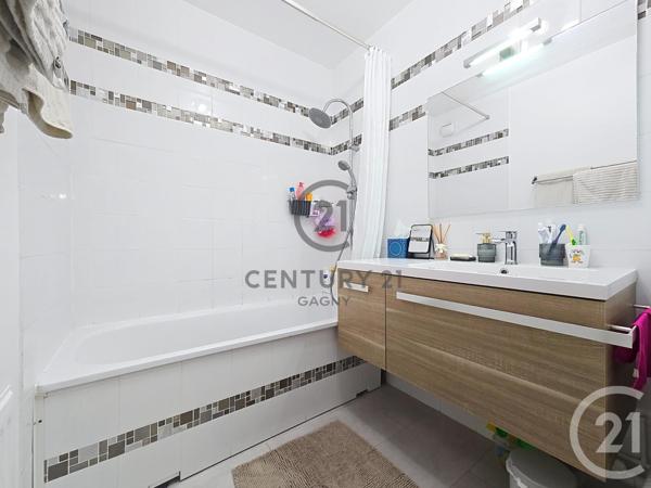 Appartement F3 à vendre  3 pièces - 69,80 m2 GAGNY - 93