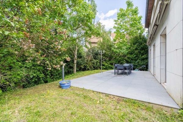 DUPLEX avec terrasse et jardin