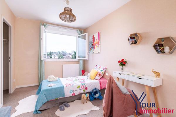 NOUVEAUTE A DECOUVRIR SANS TARDER –  T3 DE 65 m² À DECINES CENTRE- PROXIMITE TRAM