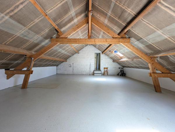 LA CHAPELLE-SUR-ERDRE MAISON BOURGEOISE 221 m² TERRAIN 2 500 m² OUEST GESVRES
