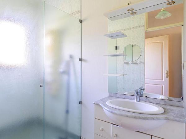 LA CHAPELLE-SUR-ERDRE MAISON BOURGEOISE 221 m² TERRAIN 2 500 m² OUEST GESVRES