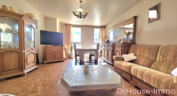 Appartement à vendre 5 pièces de 104 m²