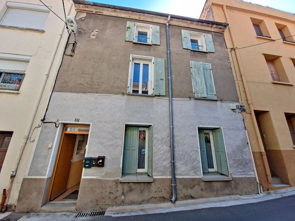 Prades Immeuble de rapport composé de 3 appartements de Type 2