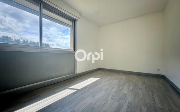 Appartement à vendre    3 pièces • 69 m2 Saint-Quentin