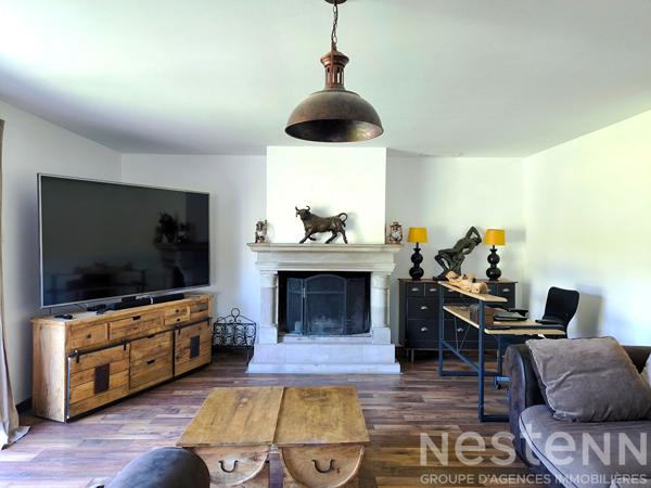 Villa de plain-pied de 158 m² avec studio, piscine et 1,5 hectare de terrain