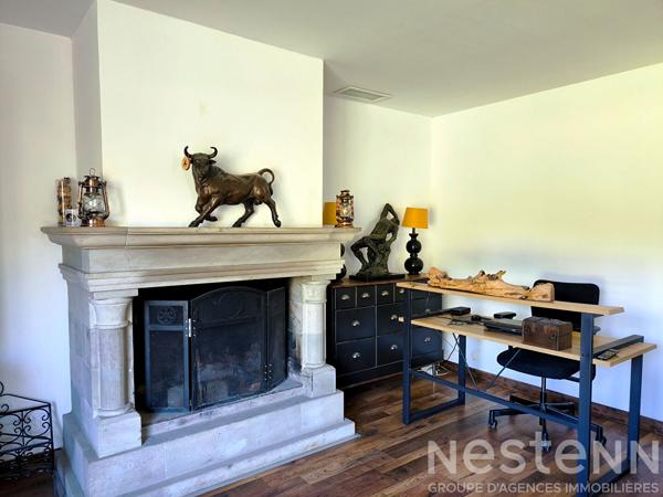 Villa de plain-pied de 158 m² avec studio, piscine et 1,5 hectare de terrain