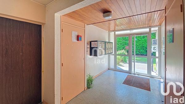 Appartement 3 pièces de 63 m² à Saint-Jean-de-la-Ruelle (45140)