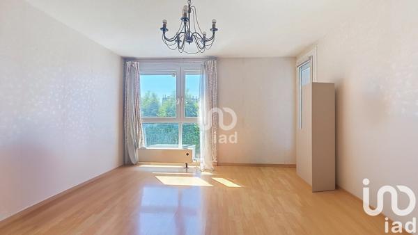 Appartement 3 pièces de 63 m² à Saint-Jean-de-la-Ruelle (45140)