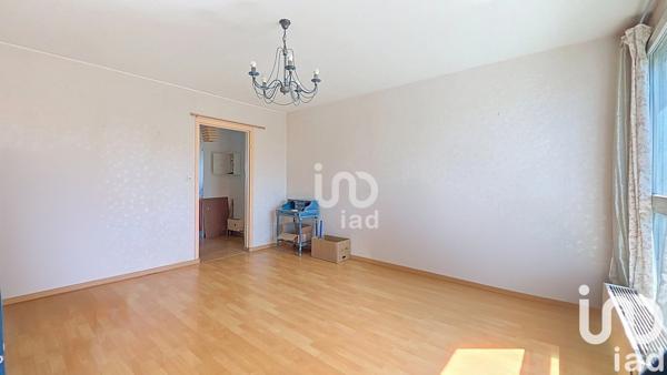 Appartement 3 pièces de 63 m² à Saint-Jean-de-la-Ruelle (45140)