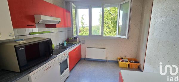 Appartement 3 pièces de 63 m² à Saint-Jean-de-la-Ruelle (45140)
