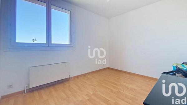 Appartement 3 pièces de 63 m² à Saint-Jean-de-la-Ruelle (45140)