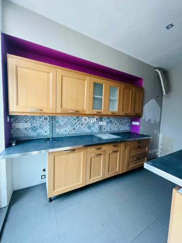 Maison à vendre    5 pièces • 220 m2 Amigny-Rouy