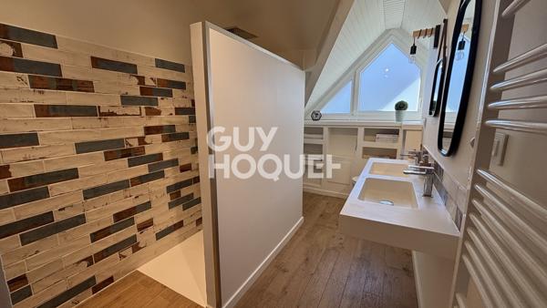 MAISON À VENDRE DE 8 PIÈCES DE 200,00 M²