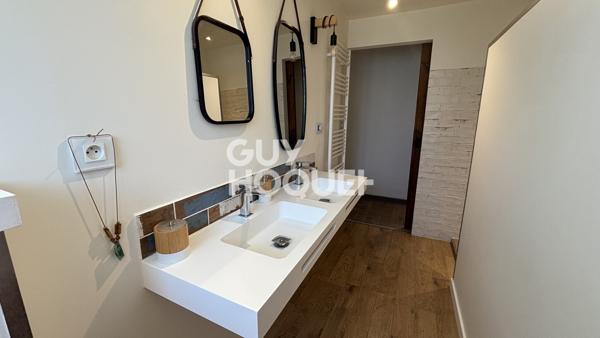 MAISON À VENDRE DE 8 PIÈCES DE 200,00 M²