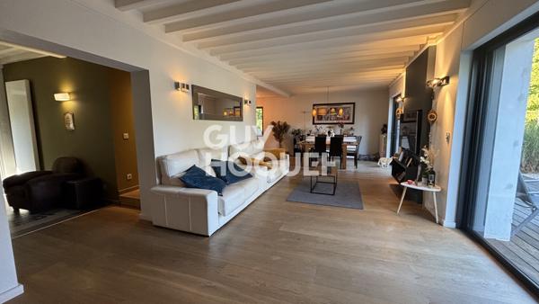 MAISON À VENDRE DE 8 PIÈCES DE 200,00 M²
