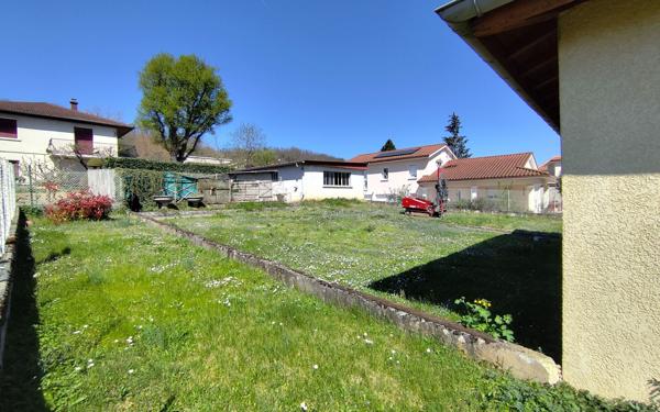 Terrain à vendre    La Boisse