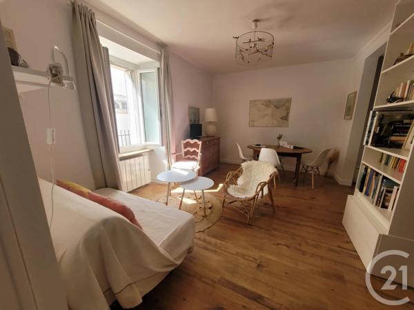 Appartement à vendre  2 pièces - 37,39 m 2   PORNIC  - 44