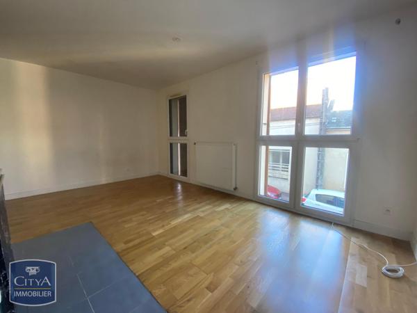 Location appartement Étampes (91150) 1 pièce 27.45m²