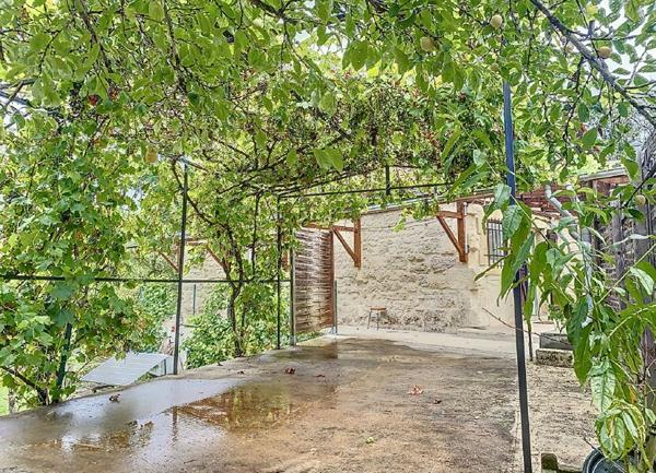 Maison à vendre    3 pièces •  La Bachellerie