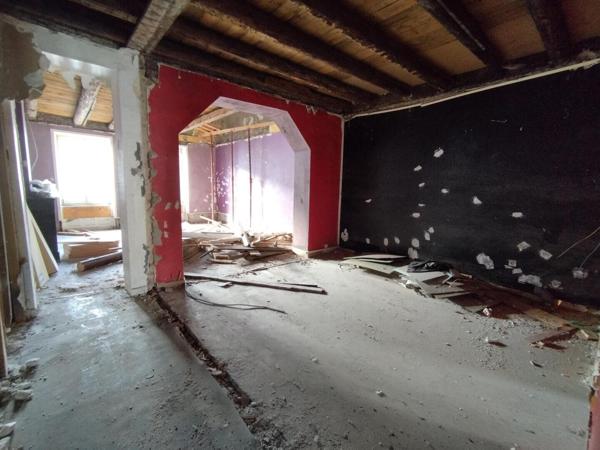 Immeuble 230m² à rénover 4 appartements