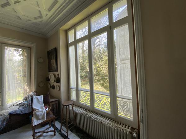 Orgeval (78630) ORGEVAL : MAGNIFIQUE PROPRIÉTÉ (390m2) À RÉNOVER (dans un parc de presque 8.000 m2)