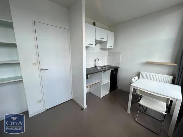 Appartement à louer 1 pièce 17.2m² Tours (37000)