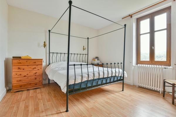 Maison 8 pièces - 182 m²