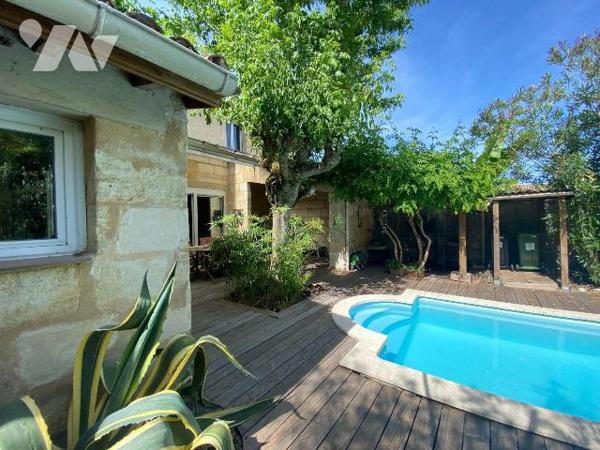 BORDEAUX - NANSOUTY (33000) GIRONDE
Maison en pierres avec piscine 4 chambres bureau.
Une vas...