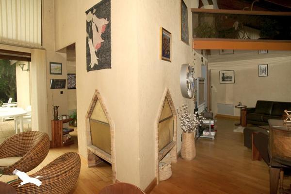 Maison à vendre |  Le Pizou |  6 pièces | 251 m²