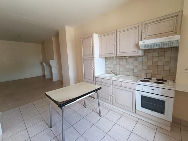 Location appartement 3 pièces à Bourbonne-les-Bains, du studio au T3