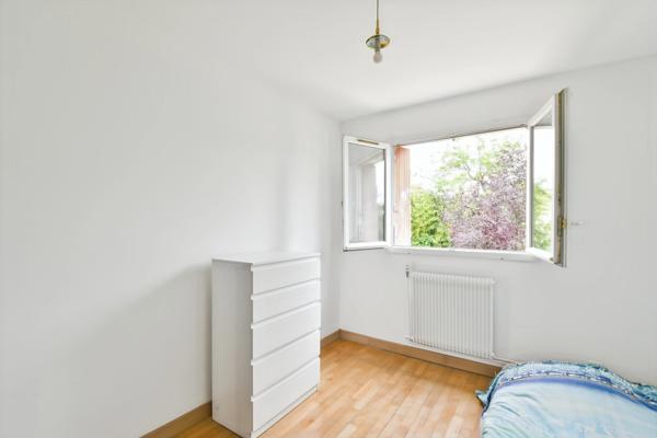 Maison 5 pièces avec véranda - sous-sol total dont grand garage de 25m² - dépendance dans le  jardin - Epinay sur Orge (91)