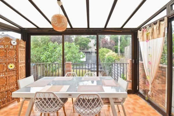 Maison 5 pièces avec véranda - sous-sol total dont grand garage de 25m² - dépendance dans le  jardin - Epinay sur Orge (91)