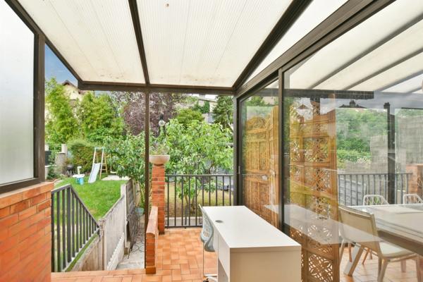 Maison 5 pièces avec véranda - sous-sol total dont grand garage de 25m² - dépendance dans le  jardin - Epinay sur Orge (91)