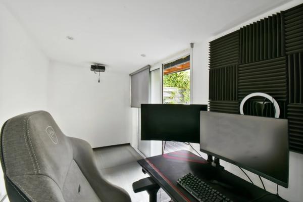 Maison 5 pièces avec véranda - sous-sol total dont grand garage de 25m² - dépendance dans le  jardin - Epinay sur Orge (91)