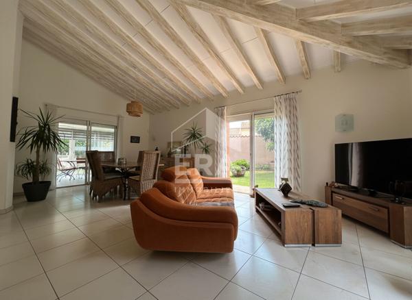 À vendre à Bompas : Maison 3 faces - 4 pièces - jardin - garage