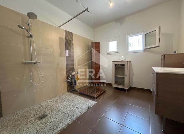 À vendre à Bompas : Maison 3 faces - 4 pièces - jardin - garage