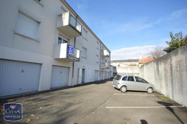 Appartement à louer 1 pièce 28.42m²