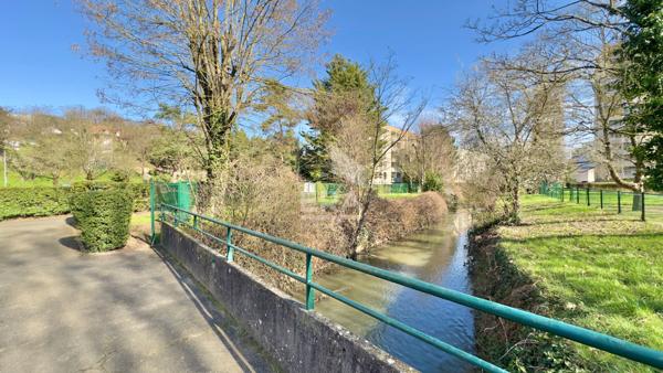 APPARTEMENT 3 PIÈCES 53 M² - ATHIS-MONS, LUMINEUX ET PROCHE RER