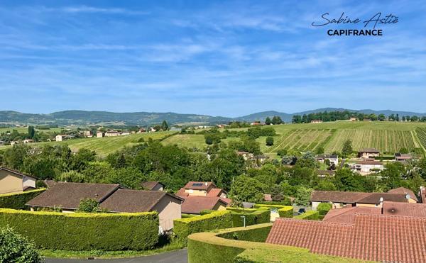 Liergues - Maison familiale de 125 m² avec 4 chambres et vue sur les vignes