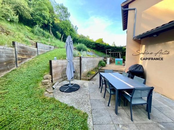 Liergues - Maison familiale de 125 m² avec 4 chambres et vue sur les vignes